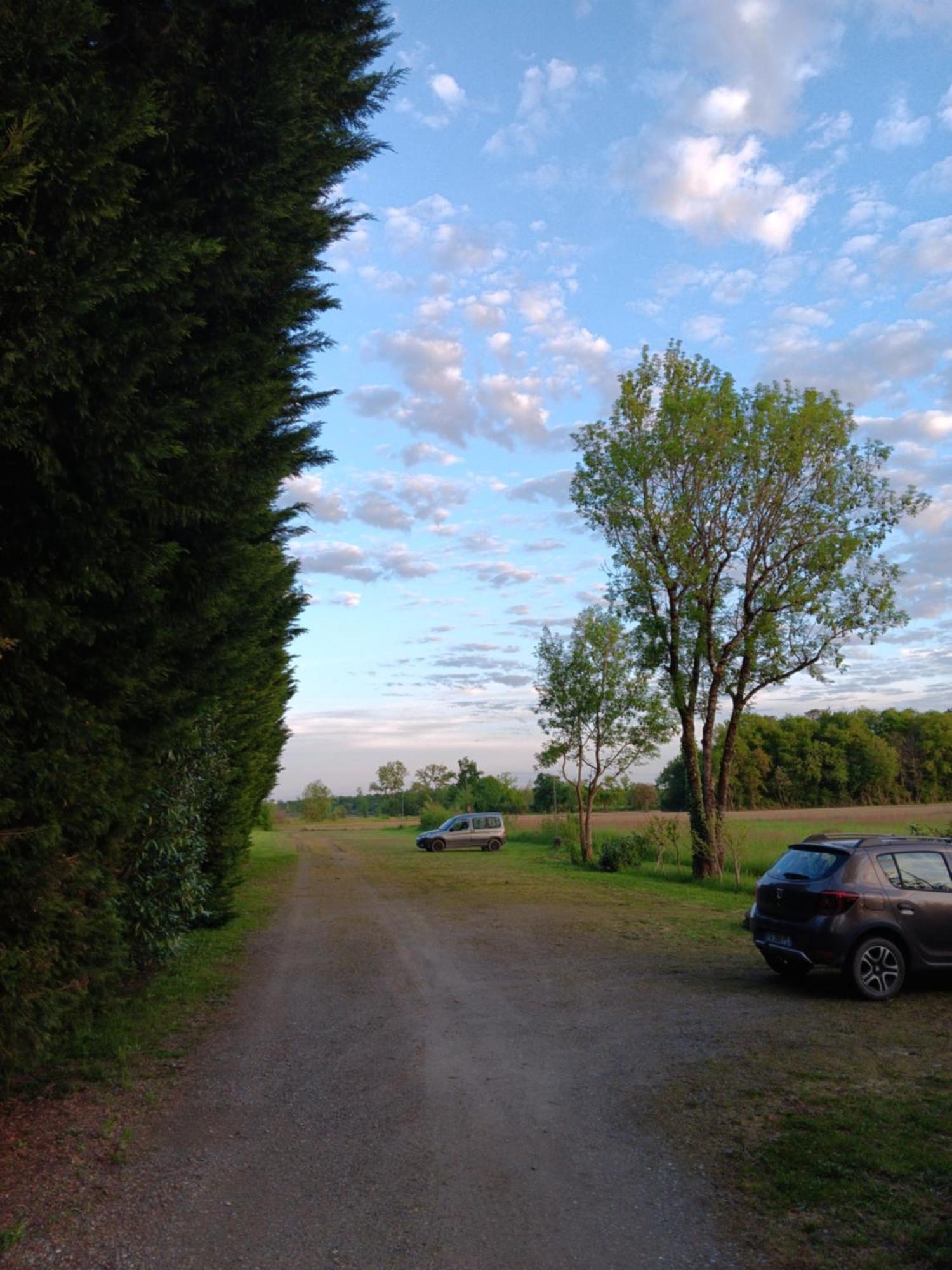 Gite Au Moulin Du Comte Bourrouillan Luaran gambar