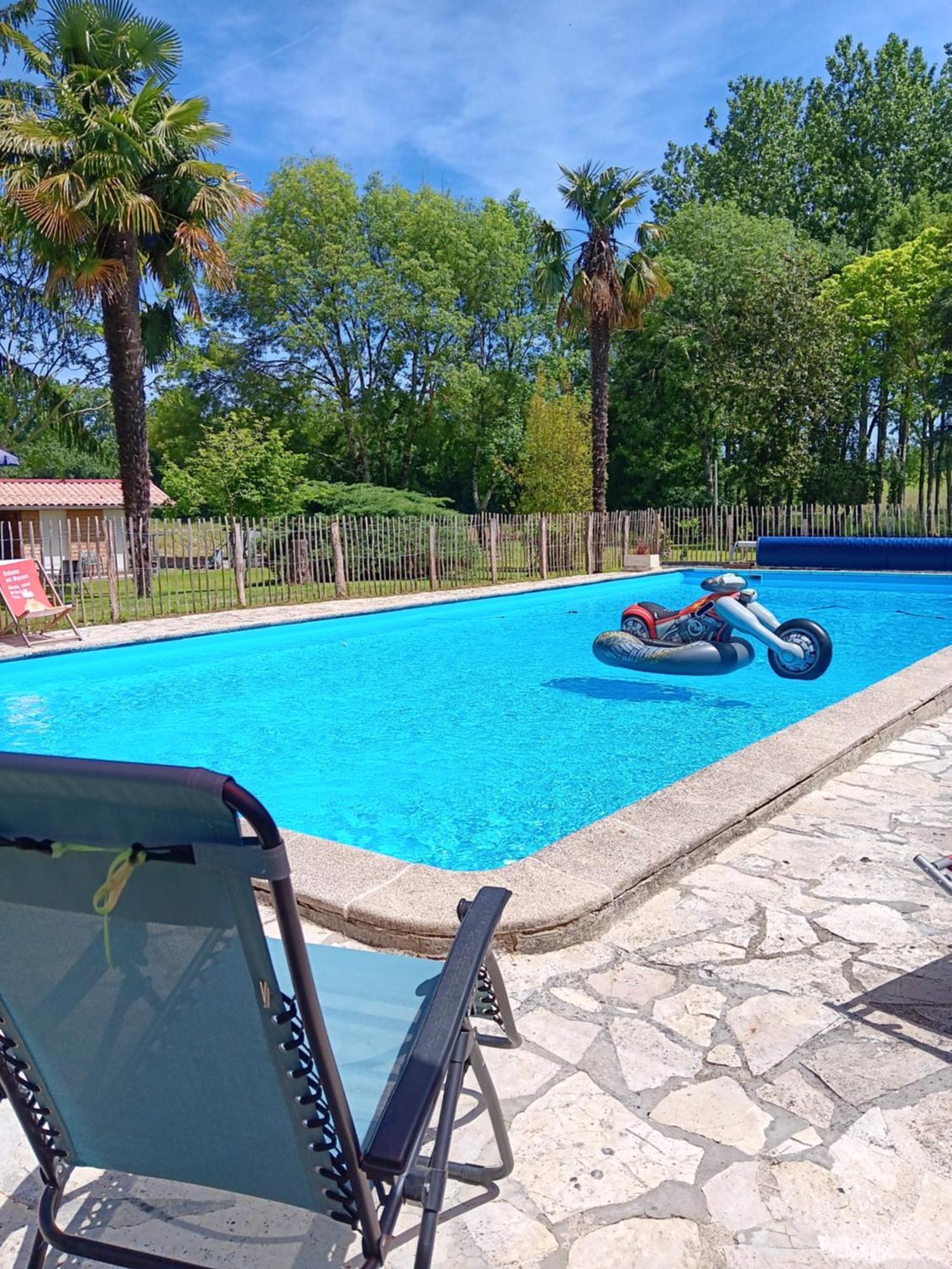 Gite Au Moulin Du Comte Bourrouillan Luaran gambar